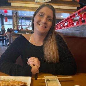 Meet your Posher, Rebecca